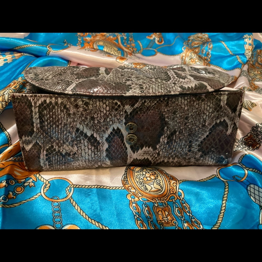 Purse - Picture 3 of 7